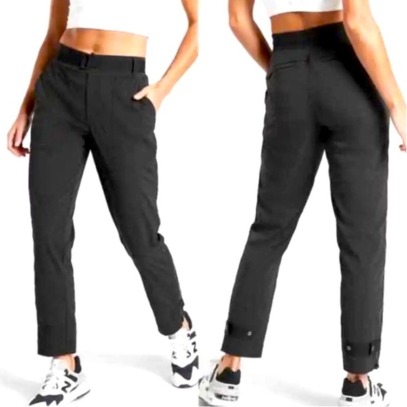 Athleta Pants - ATHLETA TREKKIE BELTED PANT in Black